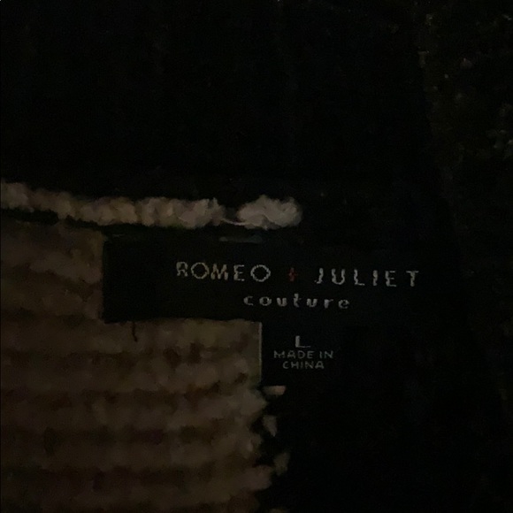 COPY - Sweater - Picture 5 of 6